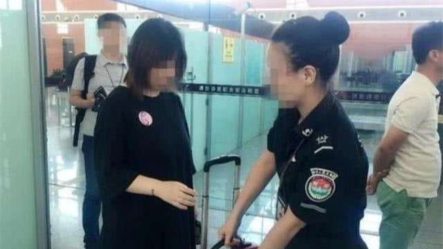 懷孕三個月被安檢棒掃了一下會有事嗎？